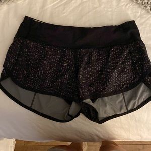 Lululemon size 4 shorts great condition